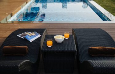 Luxurious Lanna-Modern Pool Villa /พูลวิลล่าหรู สไตล์ล้านนาโมเดิร์น พร้อมผู้เช่า
