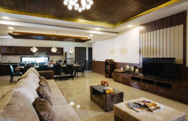 Luxurious Lanna-Modern Pool Villa /พูลวิลล่าหรู สไตล์ล้านนาโมเดิร์น พร้อมผู้เช่า