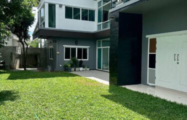 Modern Private Pool Villa in the Heart of Chiang Mai